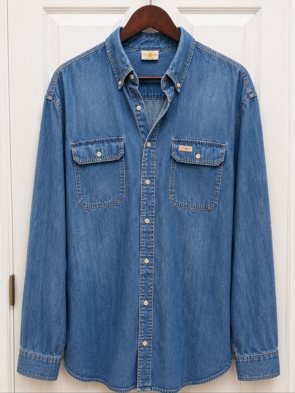 Carhartt Men's Blue Denim Button Front Work Shirt Logo Pocket Long Sleeve
